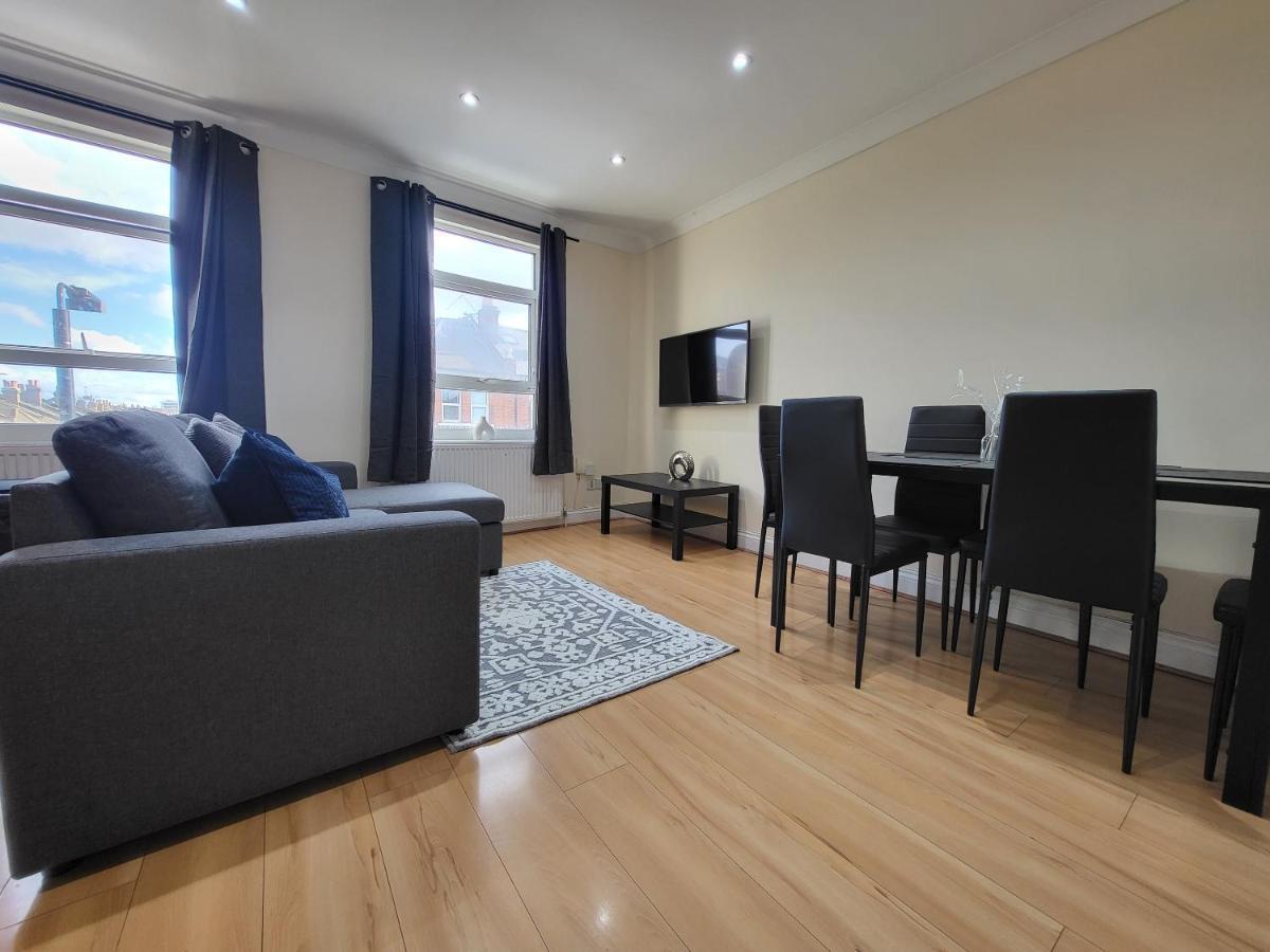Tooting Bec Central Apartment By London Tube Екстериор снимка