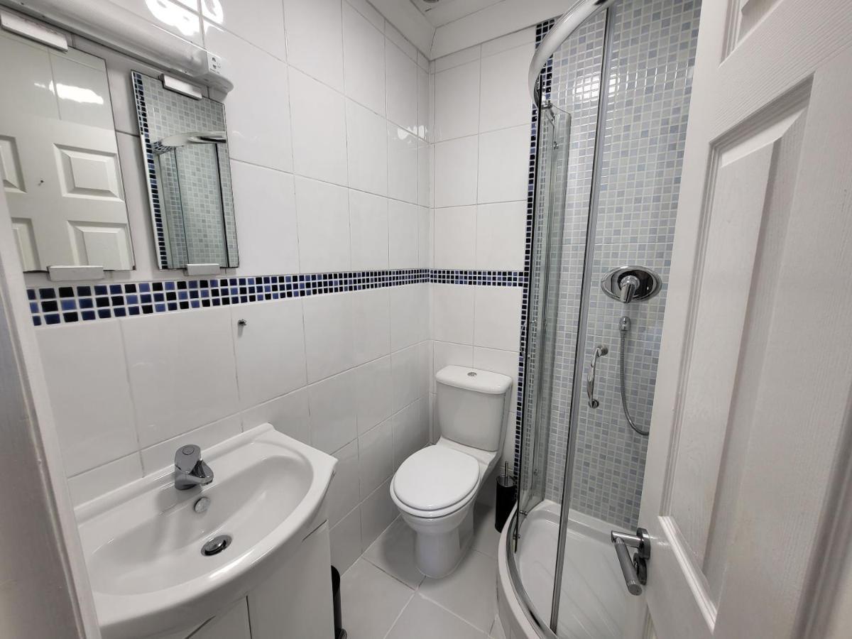 Tooting Bec Central Apartment By London Tube Екстериор снимка