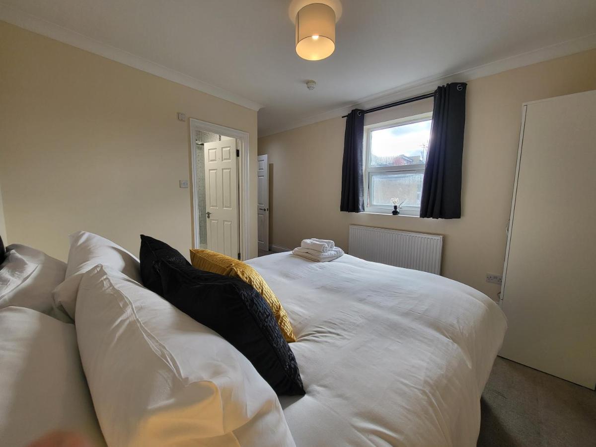 Tooting Bec Central Apartment By London Tube Екстериор снимка